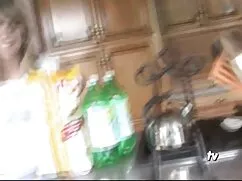 Egy érett nő bruttó  ...